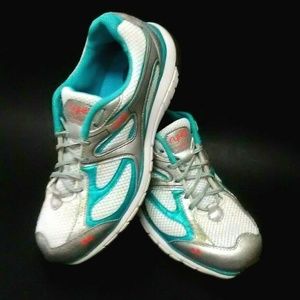 ~RYKA~CRUSADE  ATHLETIC WOMEN'S SHOES SIZE:11 M